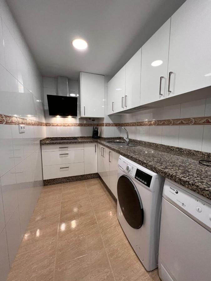 Torremolinos Centro - Beautiful , Newly Renovated 2 Bedroom Apartment Exteriör bild