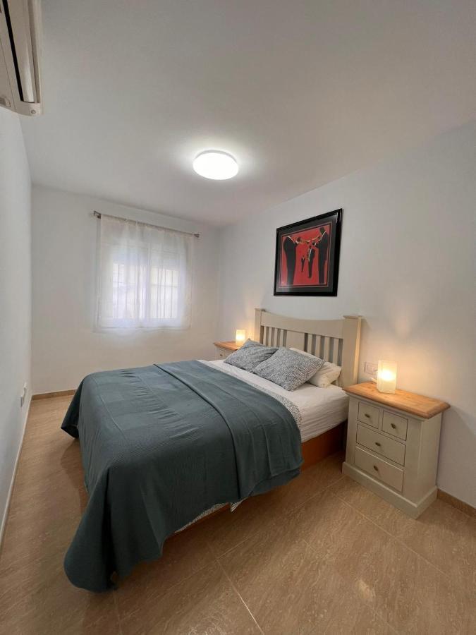 Torremolinos Centro - Beautiful , Newly Renovated 2 Bedroom Apartment Exteriör bild