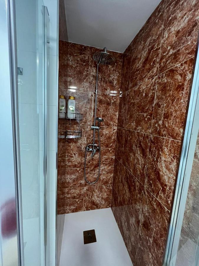 Torremolinos Centro - Beautiful , Newly Renovated 2 Bedroom Apartment Exteriör bild